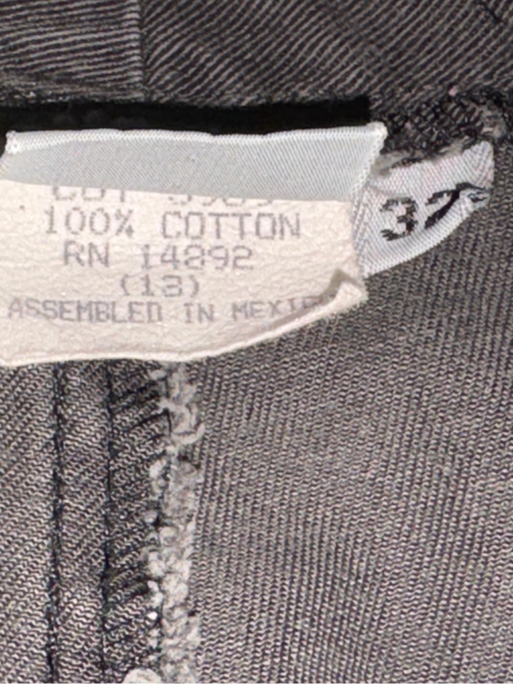 vintage Marithe Girbaud Francois pleated tapered leg chino pants sz 32 - Picture 9 of 9